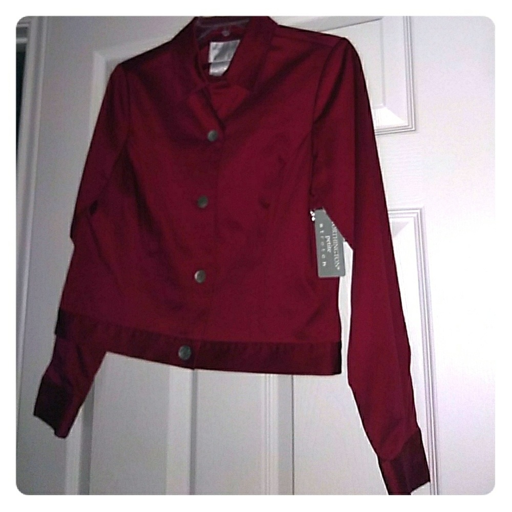 NWT Worthington 4P Cranberry cropped blazer